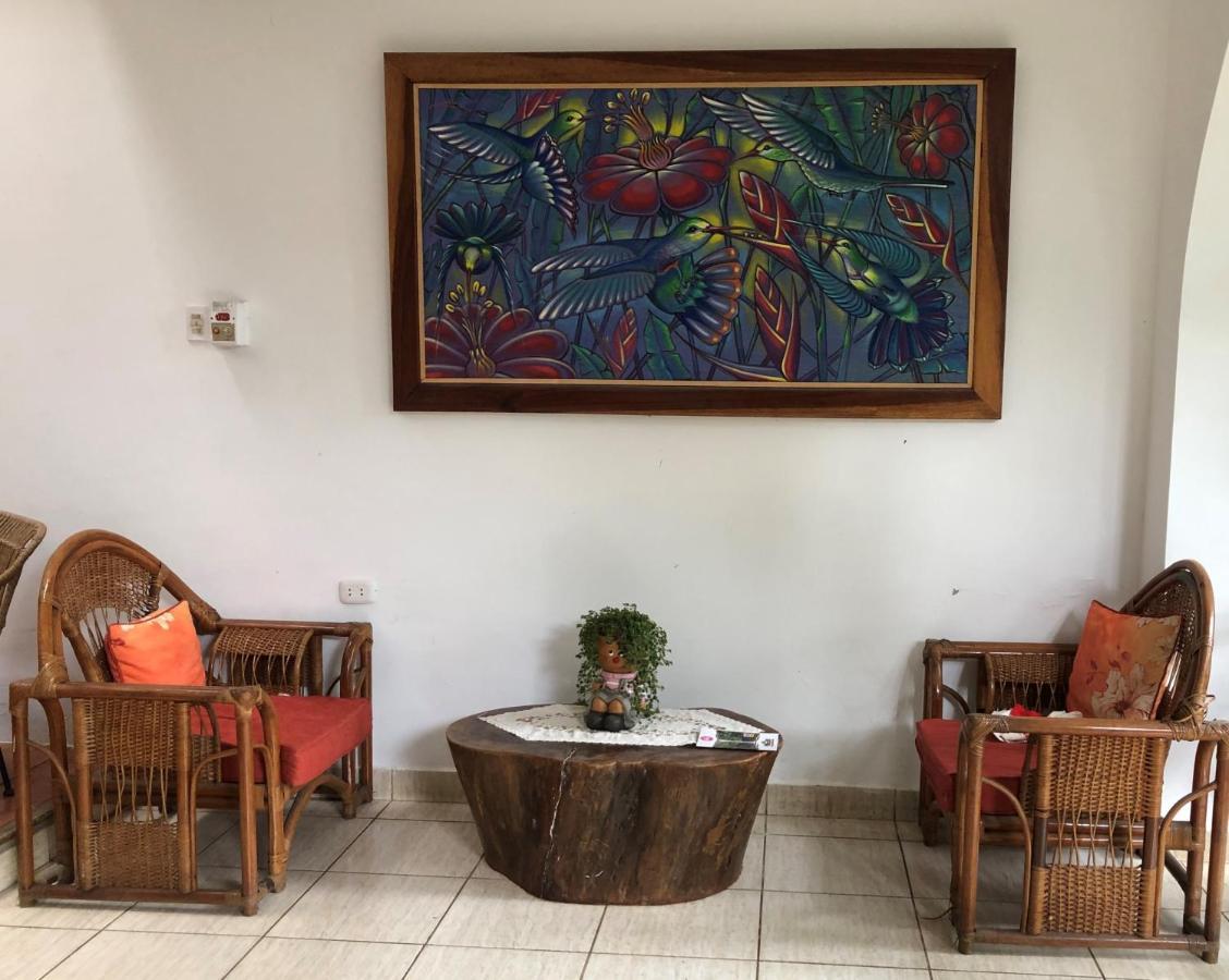 Alojamiento Familiar Custodia Tarapoto Kültér fotó