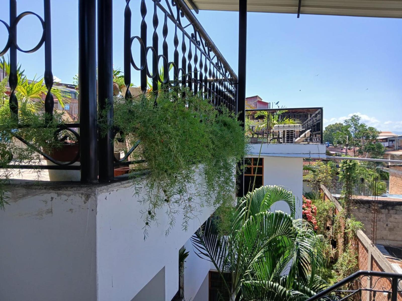 Alojamiento Familiar Custodia Tarapoto Kültér fotó