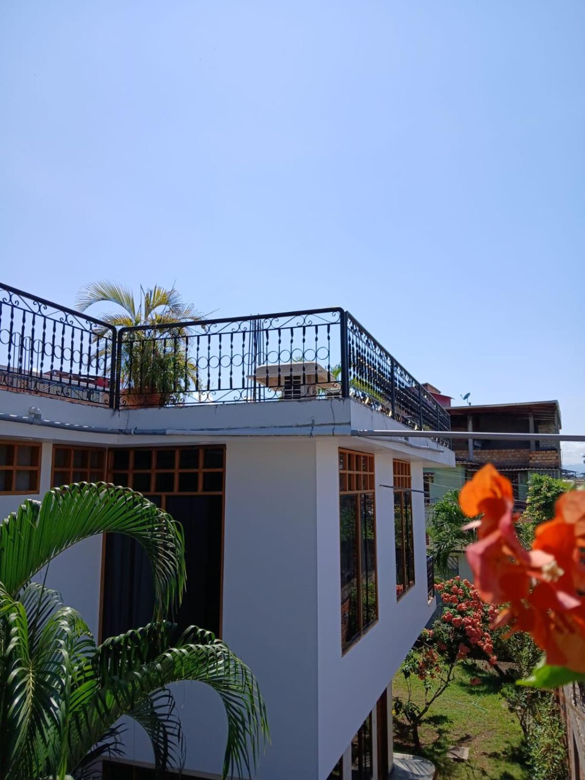 Alojamiento Familiar Custodia Tarapoto Kültér fotó